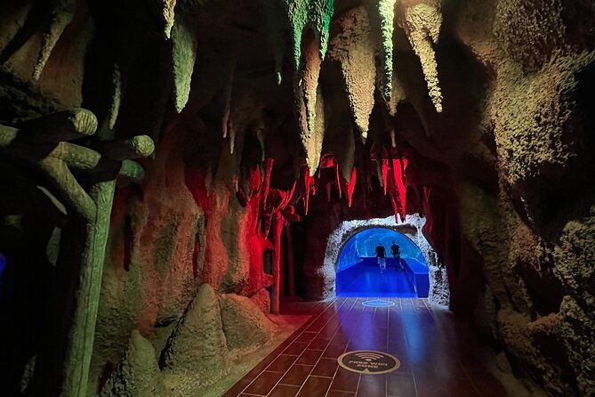 antalya-aquarium-and-face-to-face-wax-museum-private-transfer