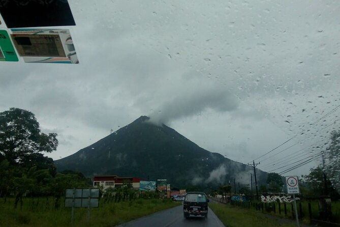 arenal-volcano-hike-and-hot-springs-tour-from-san-jose