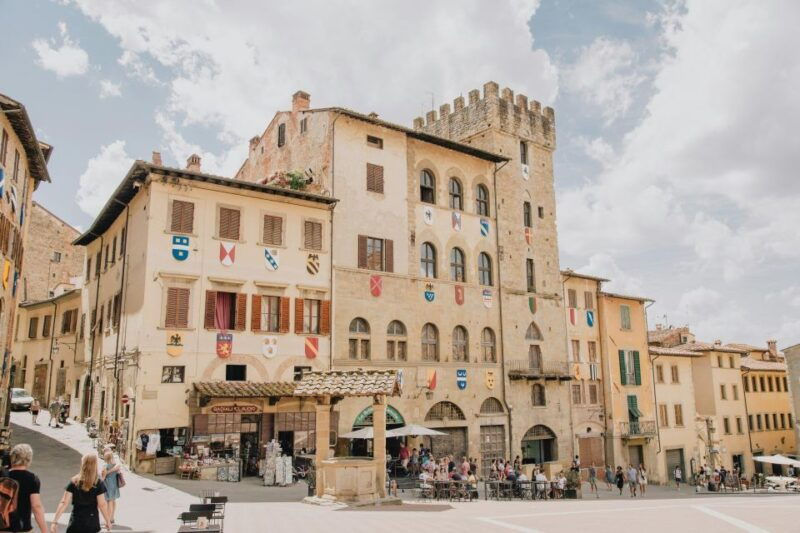 arezzo-guided-walking-tour-with-basilica-of-san-francesco