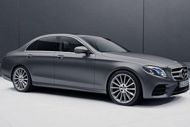 arrival-transfer-airport-ham-to-hamburg-by-business-car