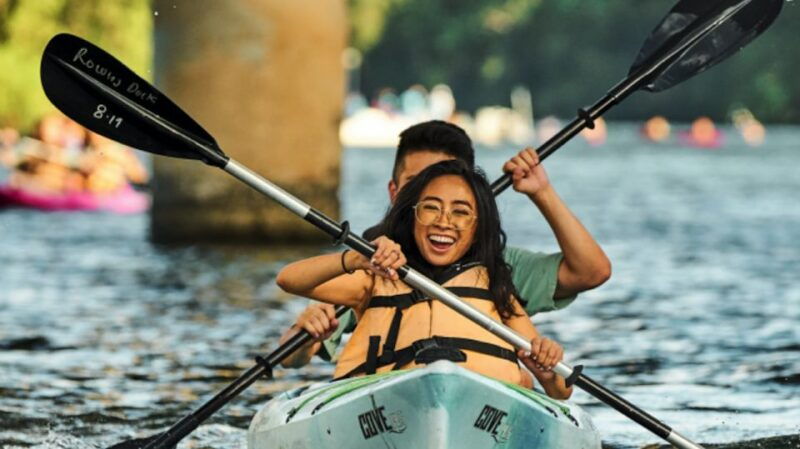 austin-congress-avenue-sunset-bat-kayaking-tour