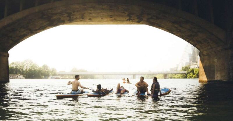austin-lady-bird-lake-stand-up-paddleboard-rental