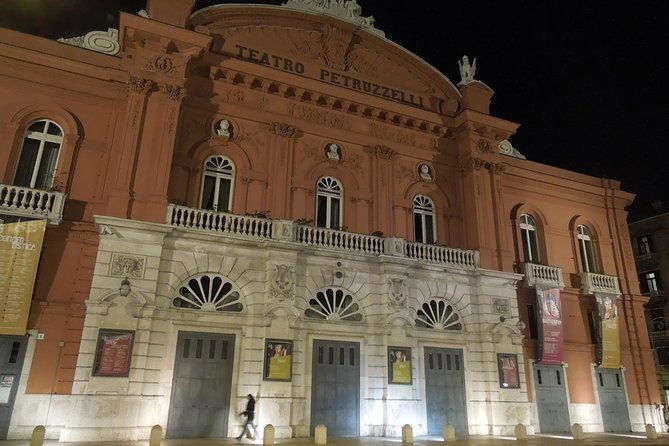 bari-by-night-city-centre-and-seafront-walking-tour