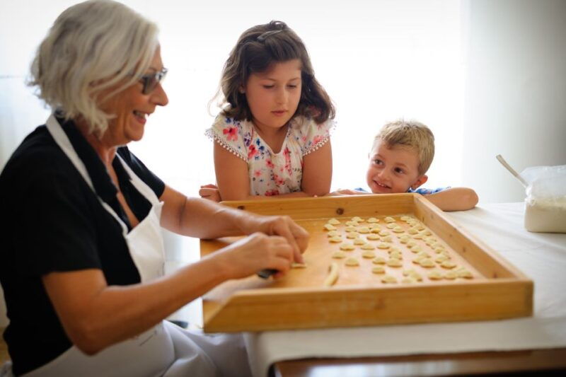 bari-private-pasta-making-class-at-a-locals-home