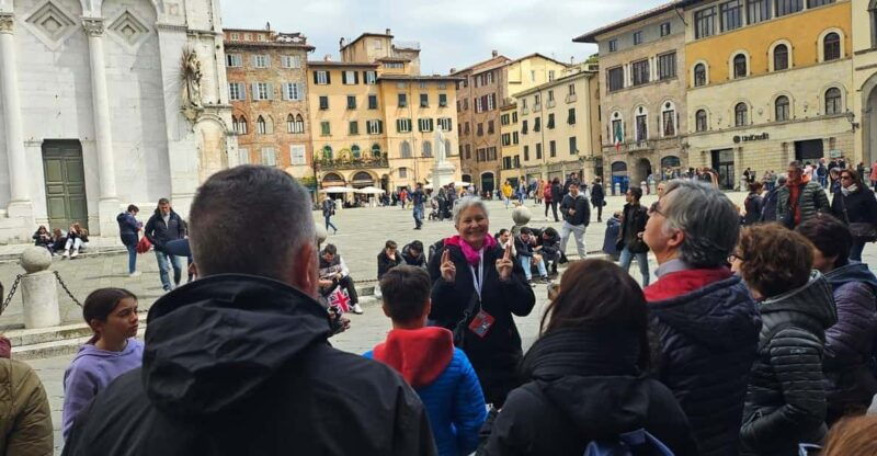basic-lucca-guided-tour-in-italian