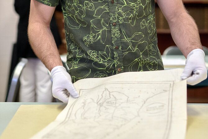 become-an-honorary-curator-at-a-historic-library-in-honolulu