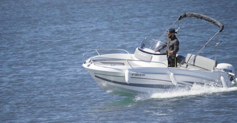 benalmadena-no-qualification-you-are-the-captain