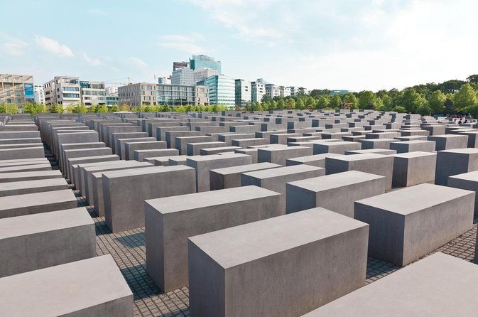 berlin-jewish-quarter-and-holocaust-private-walking-tour
