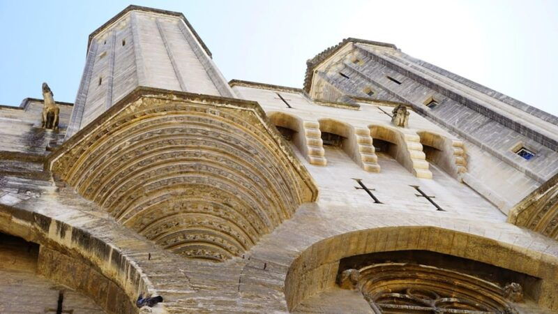 best-of-avignon-private-walking-tour-with-a-local