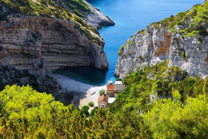 blue-cave-and-islands-private-tour-from-split