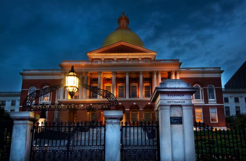 boston-boos-and-brews-haunted-pub-crawl