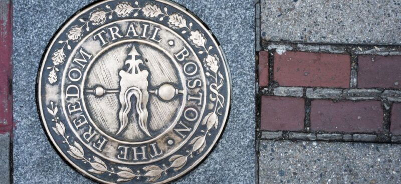 boston-historic-pubs-walking-ferry-food-drink-tour