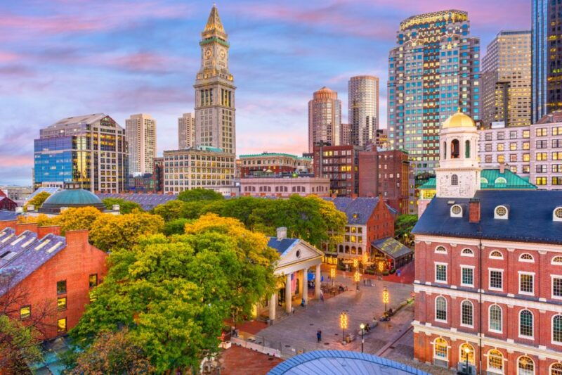 boston-small-group-night-tour-with-boston-cream-pie