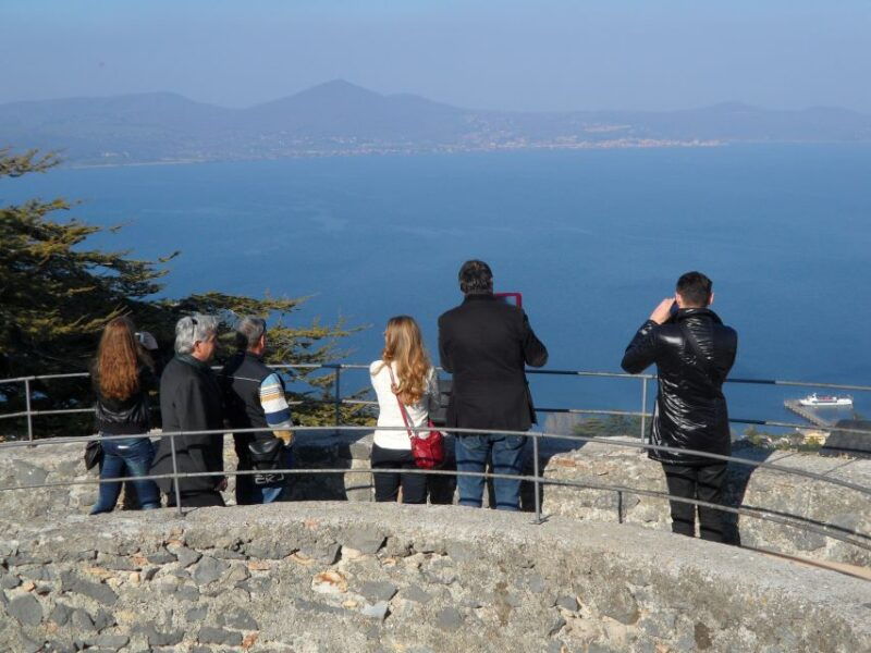 bracciano-odescalchi-orsini-ancient-castle-tour-with-lunch-2