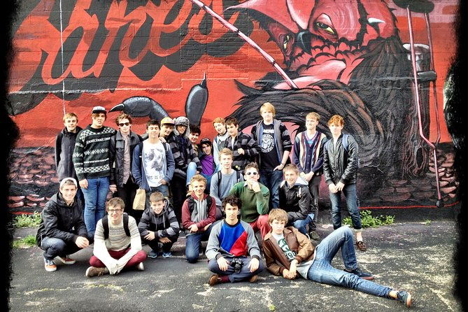 brooklyn-street-art-graffiti-private-tour-by-foot-and-subway