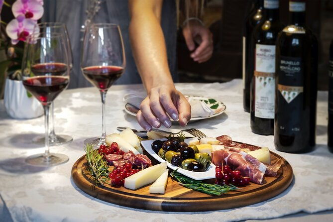 brunello-di-montalcino-wine-tasting-with-tuscan-appetizer-in-ancient-residence