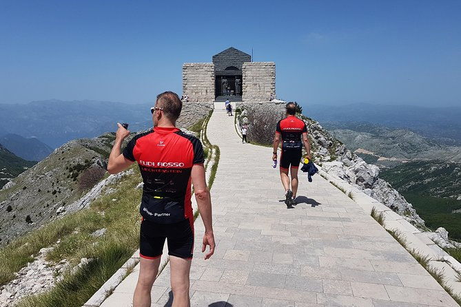 car-trip-kotor-lovcen-mausoleum-cetinje-monastery-and-kings-castle