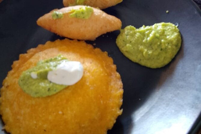 cartagenas-fritter-fiesta-crispy-traditions-with-a-view