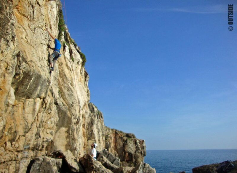 cascais-3-5-hour-rock-climbing-experience