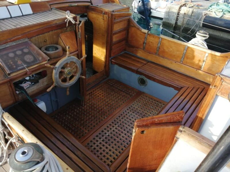 castro-marina-le-sailing-boat-trip-on-vintage-cassiopee