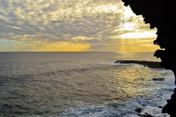 caves-and-lava-fields-half-day-hike