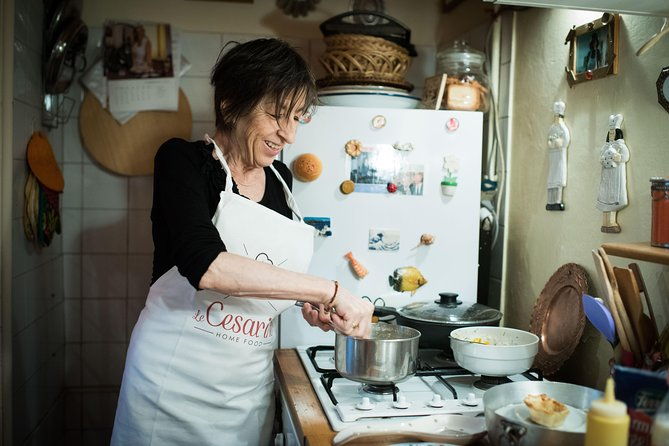 cesarine-private-pasta-class-at-locals-home-in-milan
