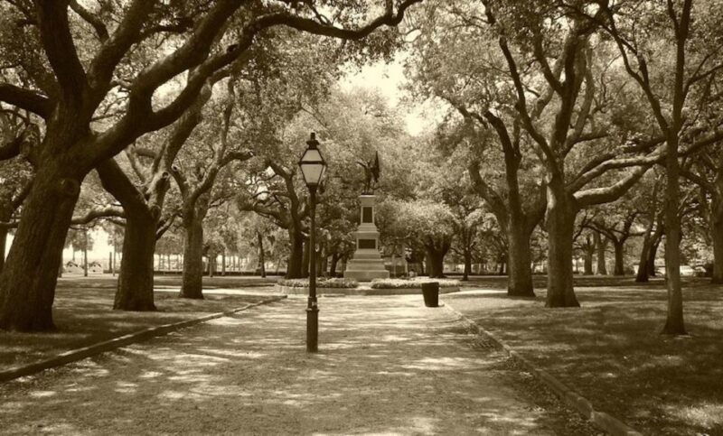 charleston-walking-ghost-tour-of-the-historic-district