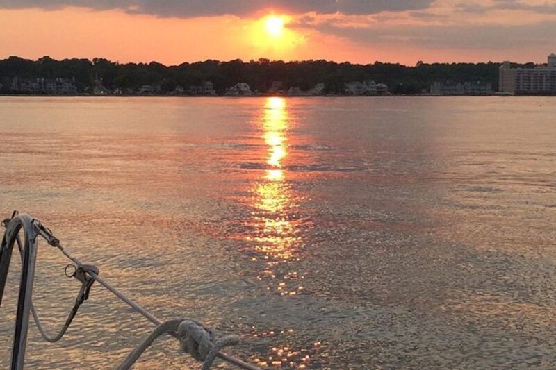 chesapeake-beach-sunset-sailing-cruise-with-snacks