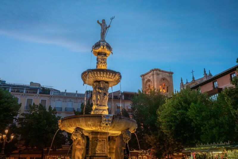 christmas-magic-walking-granadas-historic-highlights