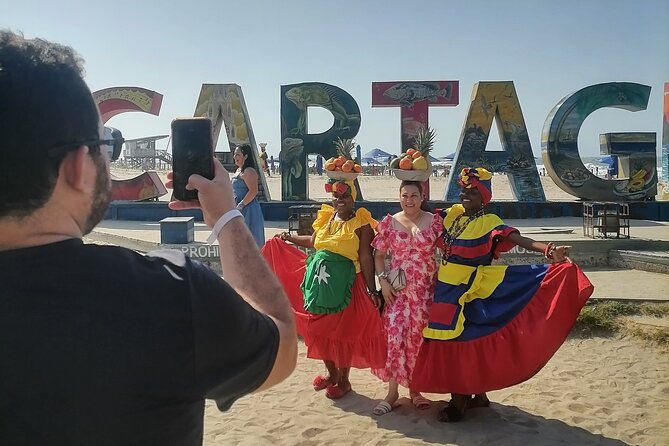city-tour-i-love-cartagena-getsemani-castle-and-walls