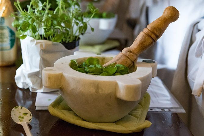 cooking-class-pesto-sauce