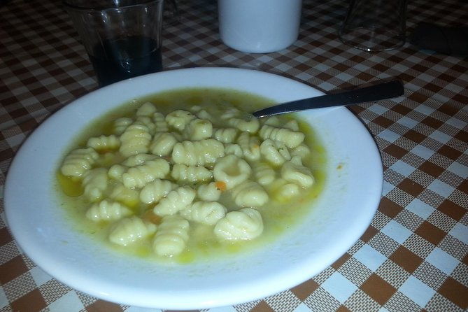cooking-course-in-osteria-da-pillucciu-at-graziella-the-fishermens-quarter