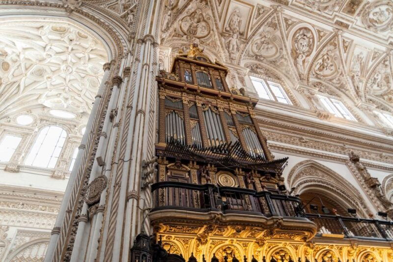 cordoba-jewish-quarter-and-mosque-cathedral-guided-tour