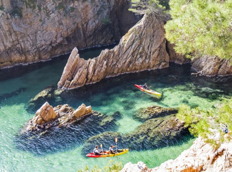 costa-brava-sea-caves-kayaking-and-snorkeling-tour