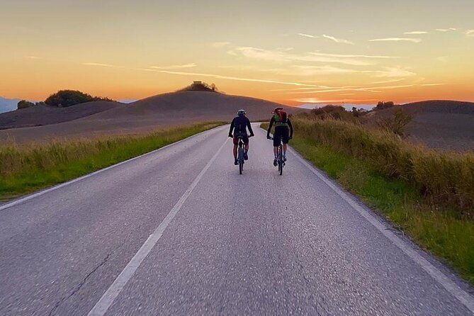cycling-in-tuscany-top-experience-1-day-race-bike-rental