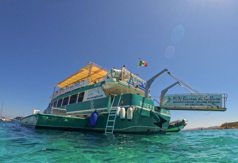 daily-boat-excursions-la-maddalena-archipelago