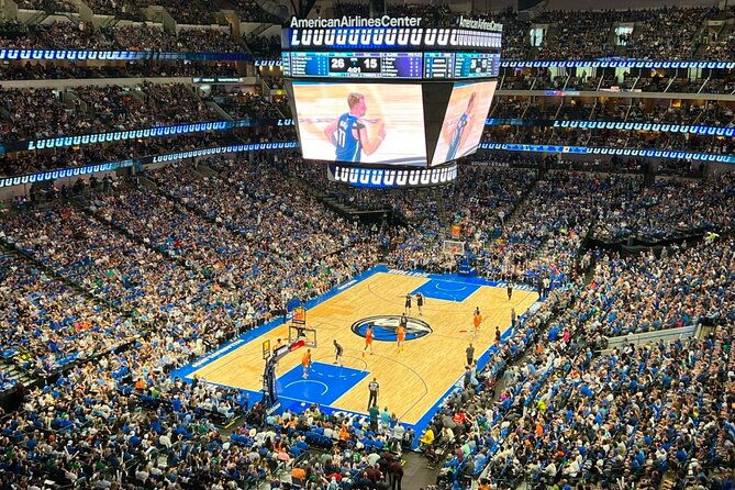 dallas-mavericks-basketball-game-at-american-airlines-center