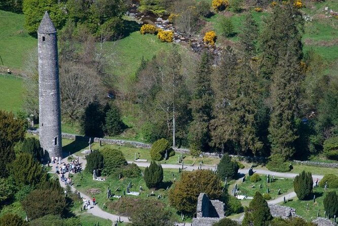 day-trip-to-kilkenny-city-glendalough-powerscourt-gardens