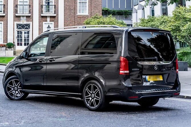 departure-private-transfer-berlin-city-to-berlin-brandenburg-ber-by-luxury-van
