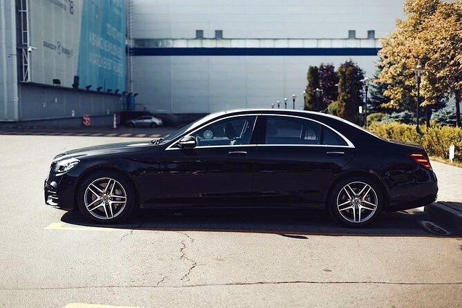 departure-private-transfer-san-diego-to-san-diego-airport-san-in-business-car