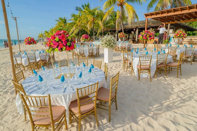 destination-wedding-on-roatans-beach-cruise-or-sunset