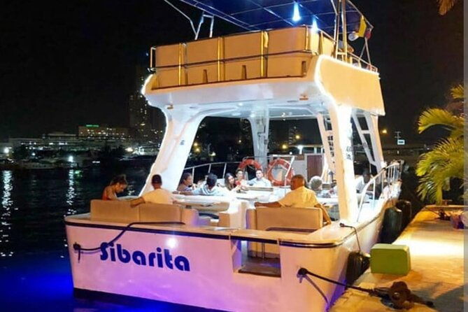 dinner-by-the-bay-of-cartagena-on-a-sibarita-boat
