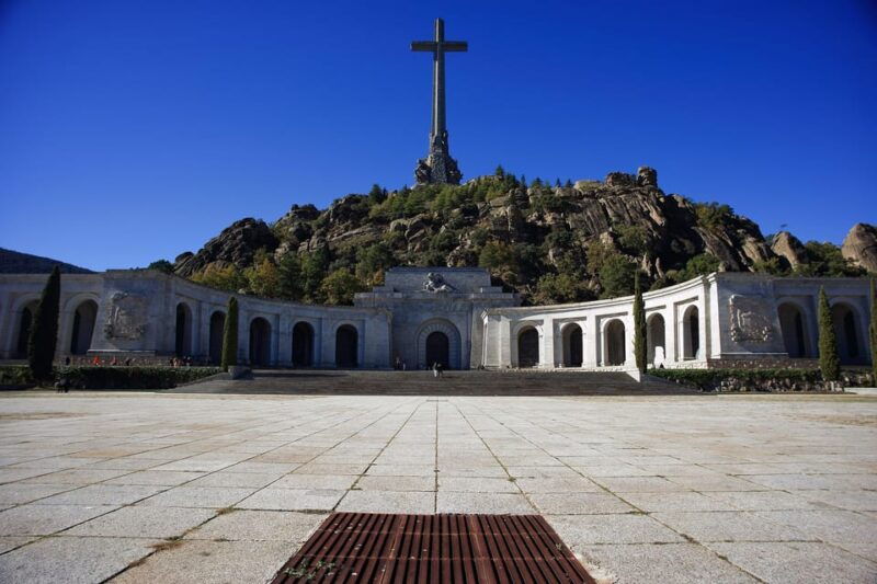 escorial-and-valley-private-tour-with-driver