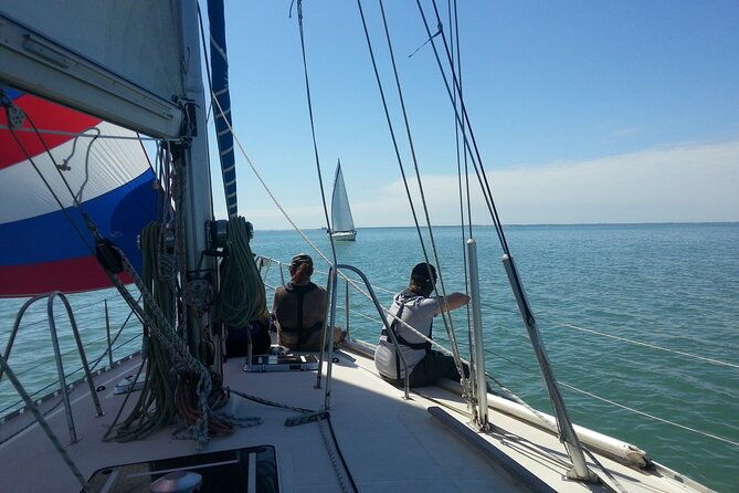 evasion-at-sea-private-experience-for-your-tribe-morning