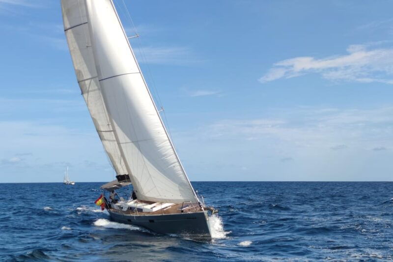 exclusive-half-day-sailing-trip-portocolom-mallorca