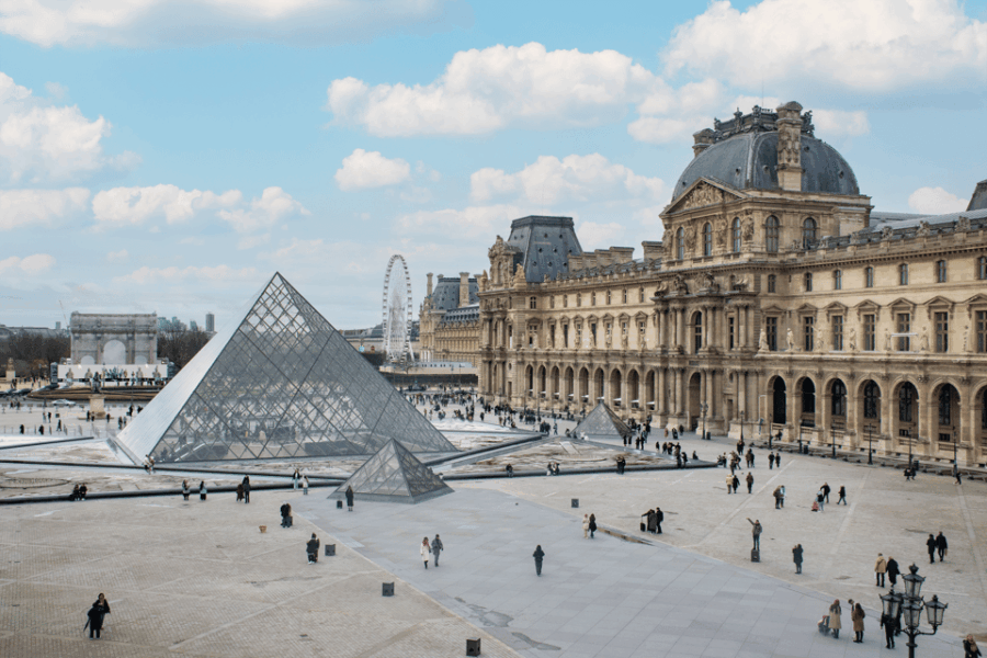 exclusive-louvre-tour-private-guide-paris-hotel-pickup