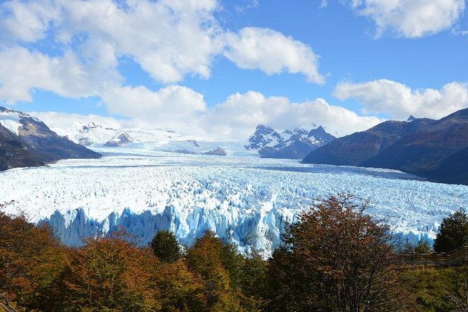 excursion-to-perito-moreno-glacier-with-boat-navigation
