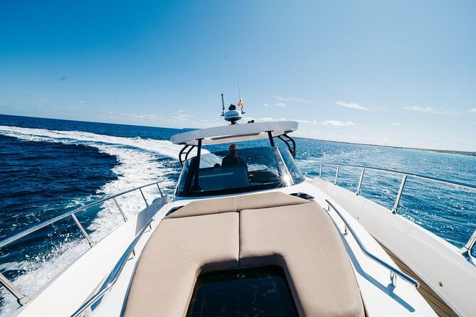 experience-a-day-at-formentera-on-our-beautiful-oryx-yacht