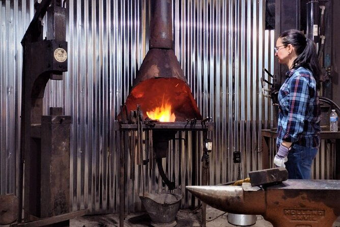experience-to-forge-a-railroad-spike-knife-in-ferry-township