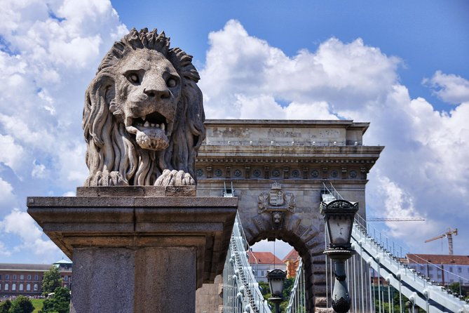 explore-budapests-art-and-culture-with-a-local